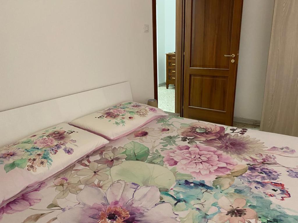 Golden House Apartamento Palmi Exterior foto